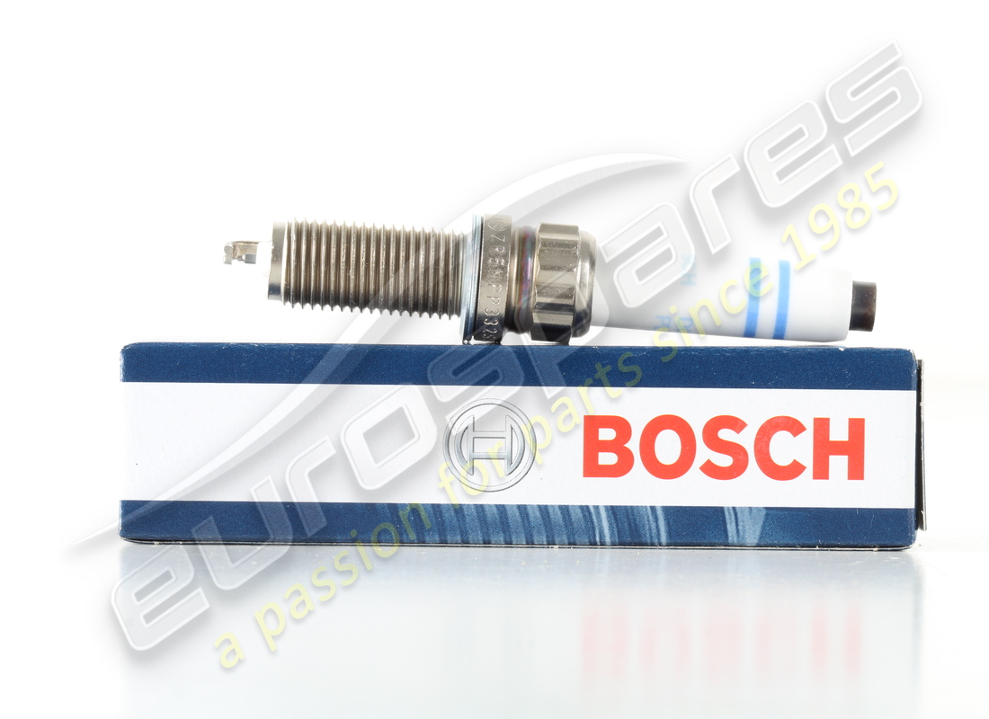 NEW BOSCH SPARK PLUG. PART NUMBER 0PB905612 (1) new bosch spark plug. part number 0pb905612 (1)