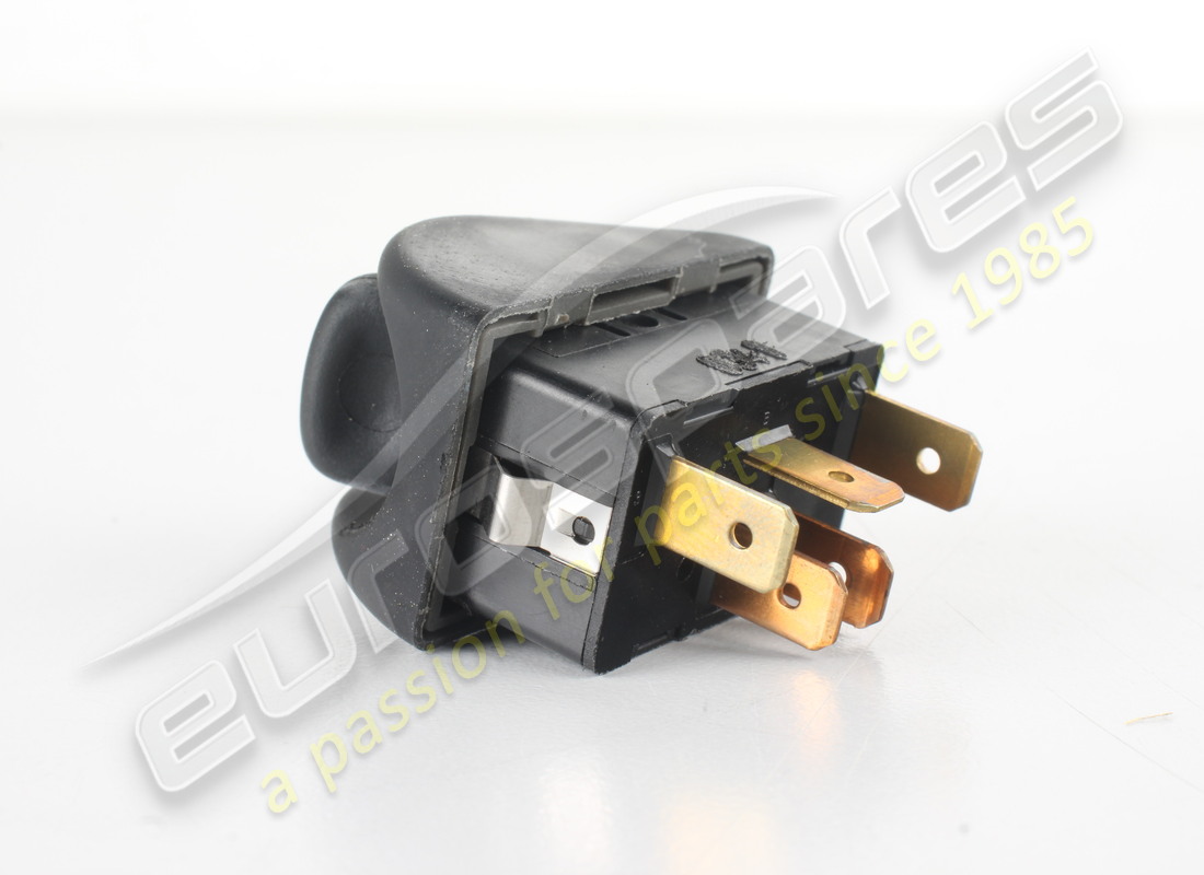 new ferrari switch. part number 165262 (2)