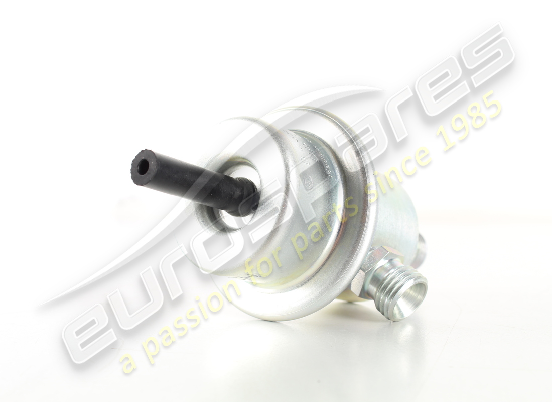 NEW BOSCH PRESSURE REGULATOR. PART NUMBER 125136 (2) new bosch pressure regulator. part number 125136 (2)