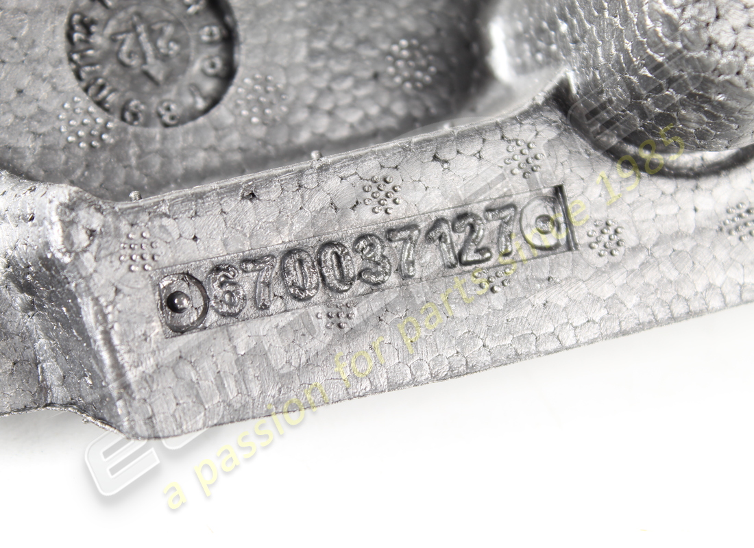 new maserati front lower bumper shock abs. part number 670037127 (3)