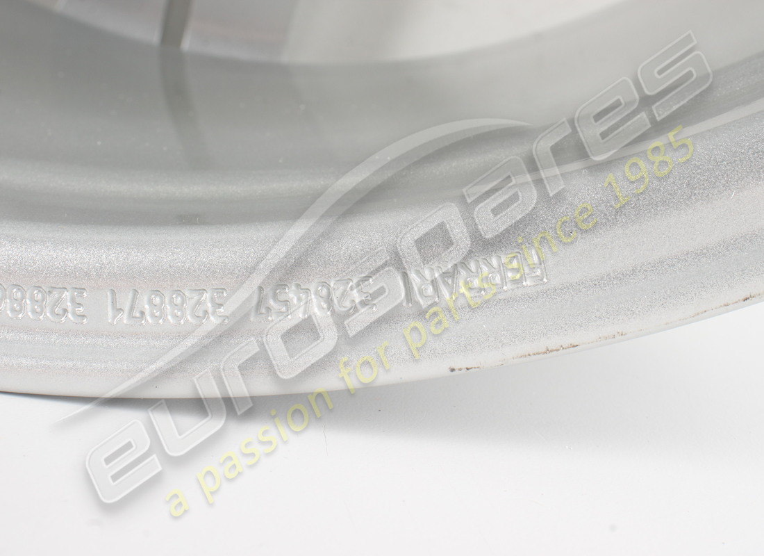 reconditioned ferrari rear wheel. part number 328457 (3)