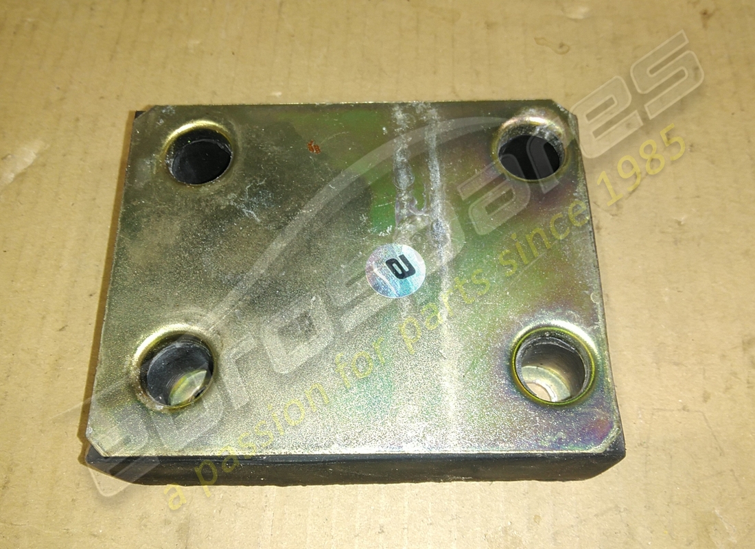 used ferrari buffer. part number 63214100 (1)