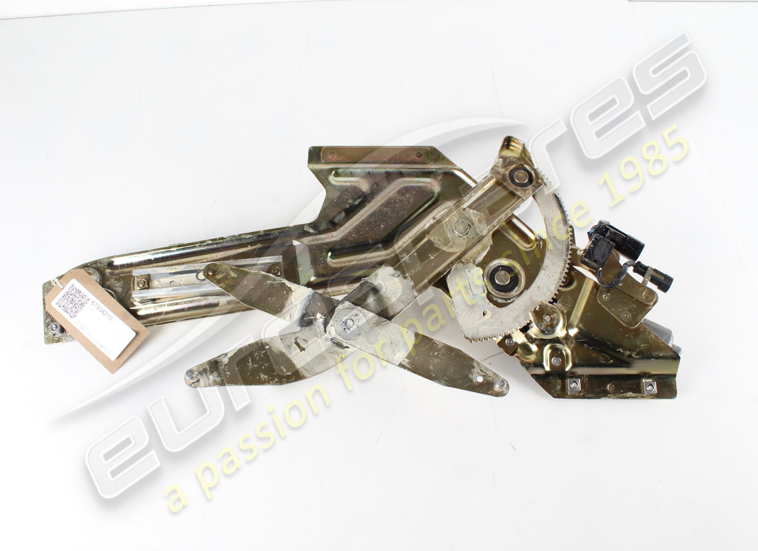 used ferrari complete rh device for glass. part number 67904210 (4)