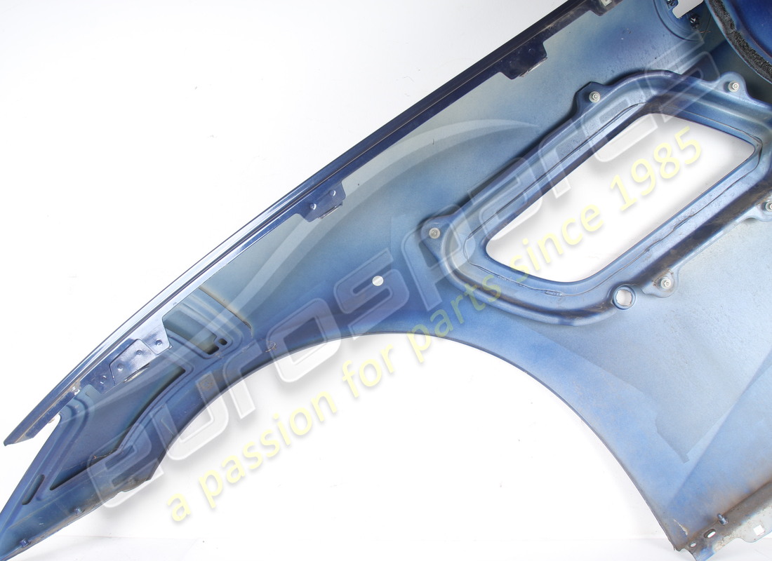 USED FERRARI COMPLETE RH FRONT FENDER. PART NUMBER 86519911 (7) used ferrari complete rh front fender. part number 86519911 (7)