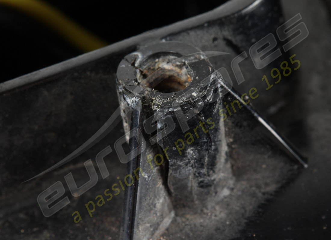 damaged eurospares headlamp. part number eap1392841 (9)