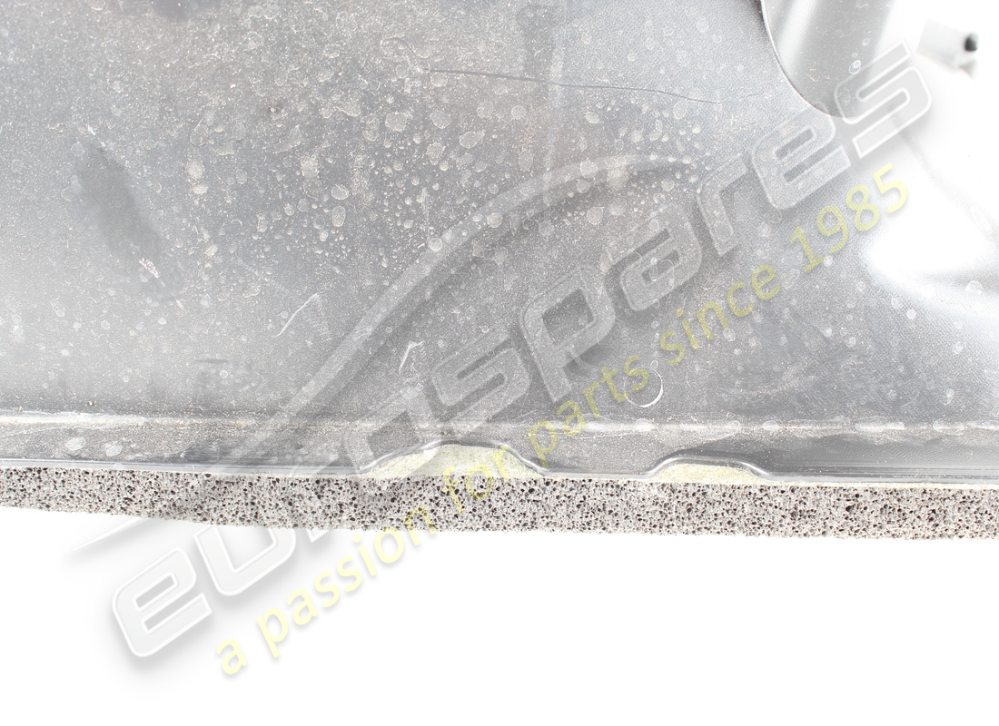 USED FERRARI CONVOGLIATORE POSTERIORE DX. PART NUMBER 770238 (4) used ferrari convogliatore posteriore dx. part number 770238 (4)