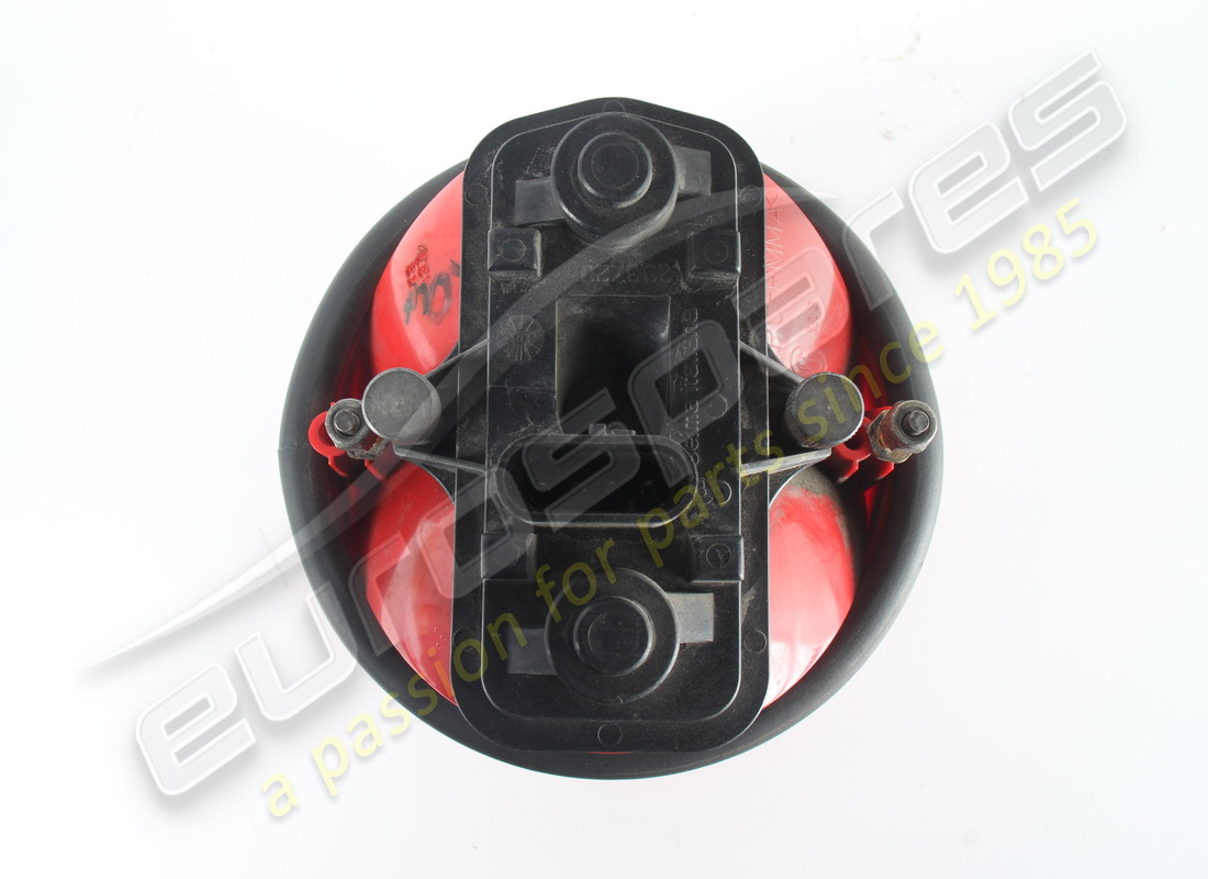 used ferrari lh rear light not for usa. part number 157516 (2)