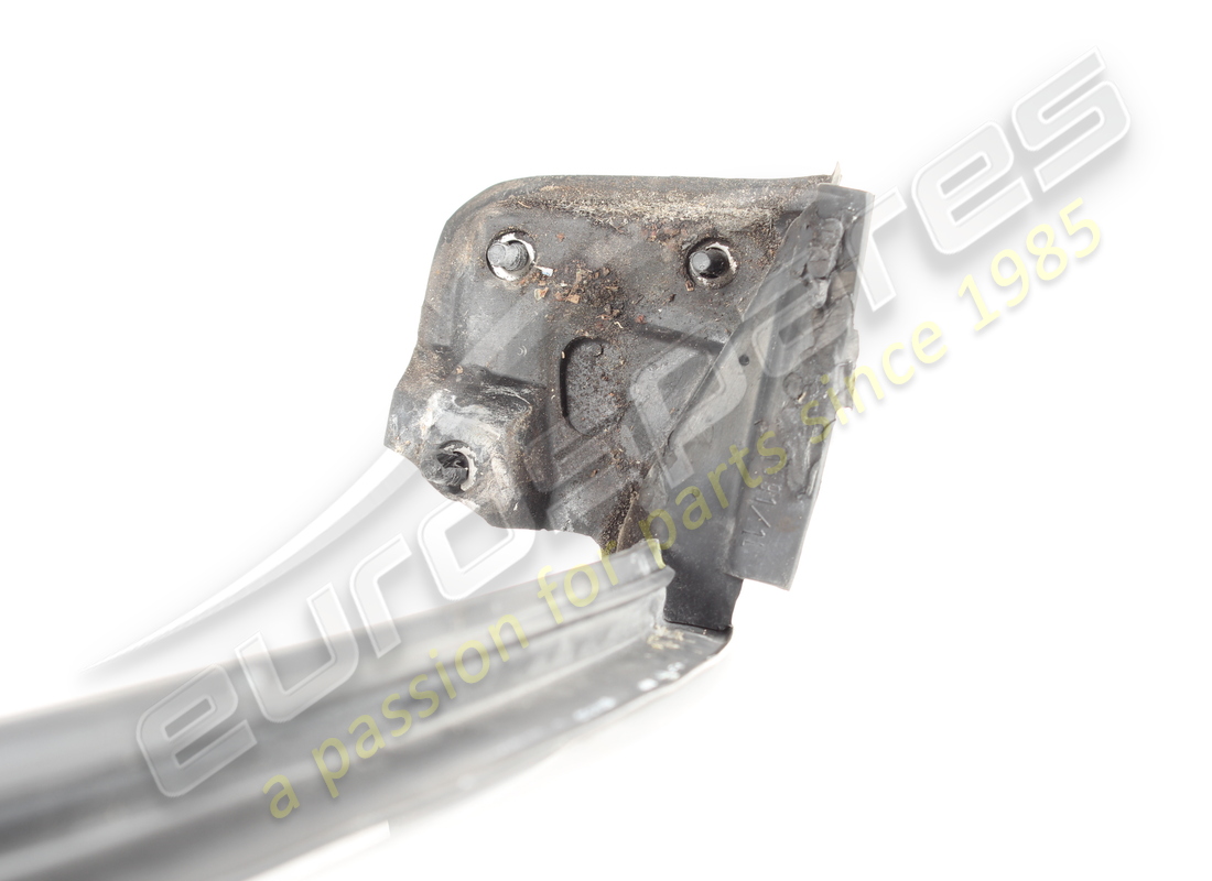 used ferrari lh gasket. part number 64905100 (3)