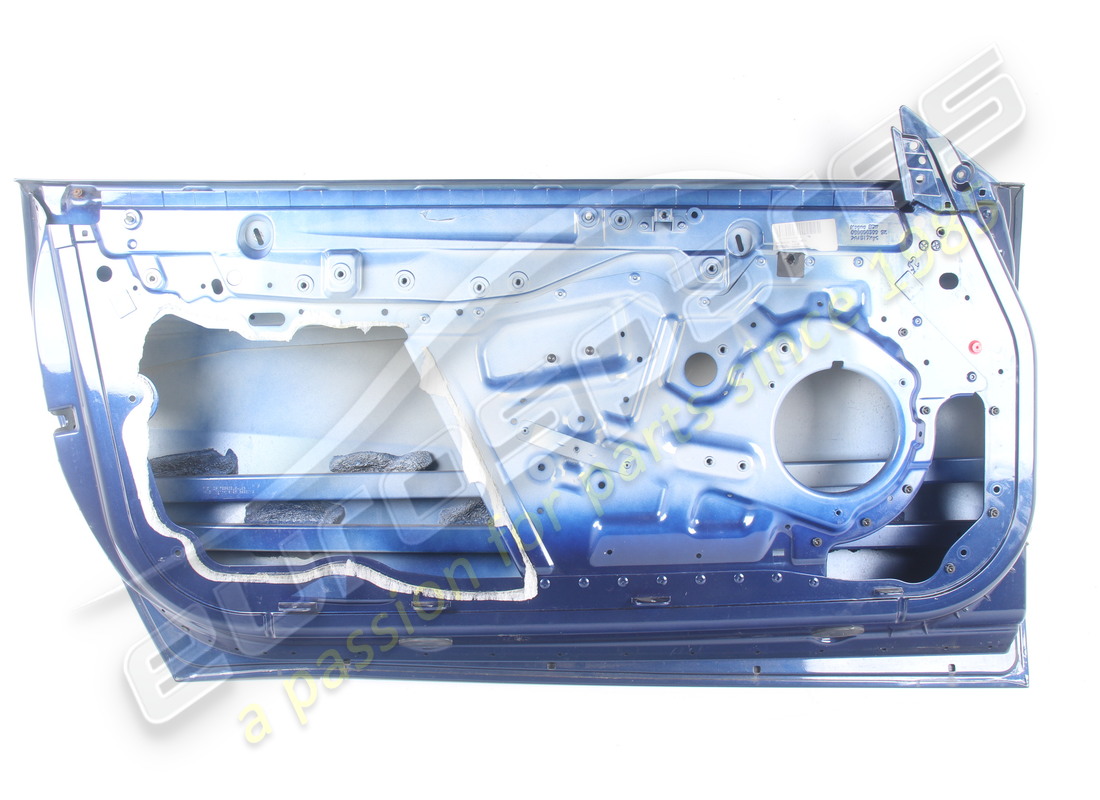 USED FERRARI LH LATERAL DOOR. PART NUMBER 88007411 (8) used ferrari lh lateral door. part number 88007411 (8)