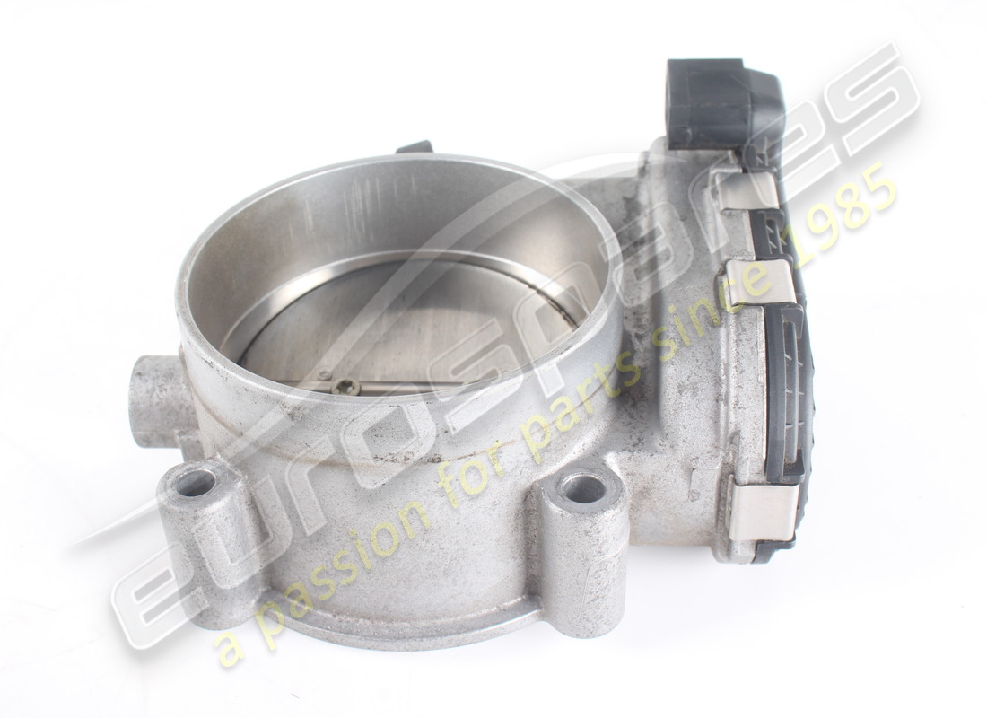 USED FERRARI THROTTLE BODY. PART NUMBER 331005 (5) used ferrari throttle body. part number 331005 (5)