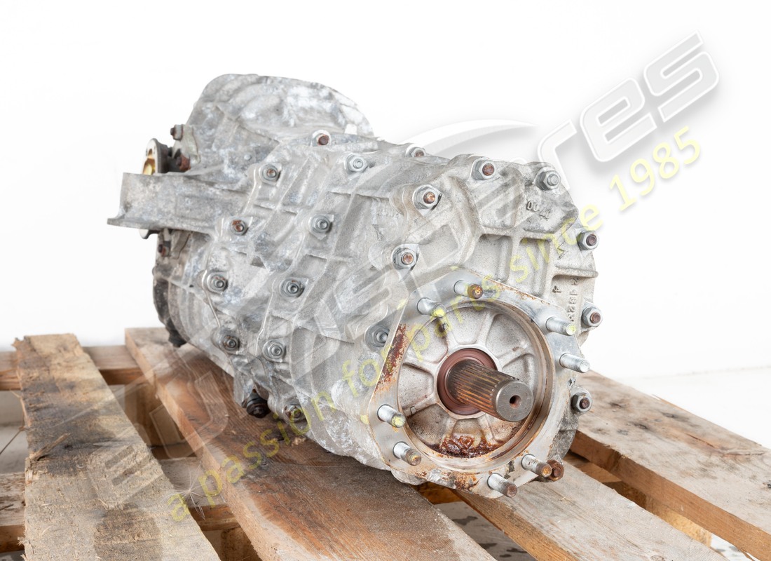 used ferrari complete gearbox. part number 168634 (3)