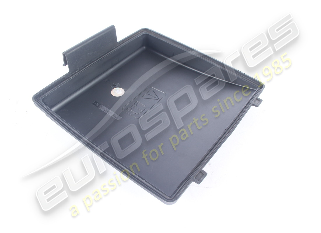 USED ASTON MARTIN LID, ENGINE BAY FUSEBOX. PART NUMBER 4G433710589 (3) used aston martin lid, engine bay fusebox. part number 4g433710589 (3)