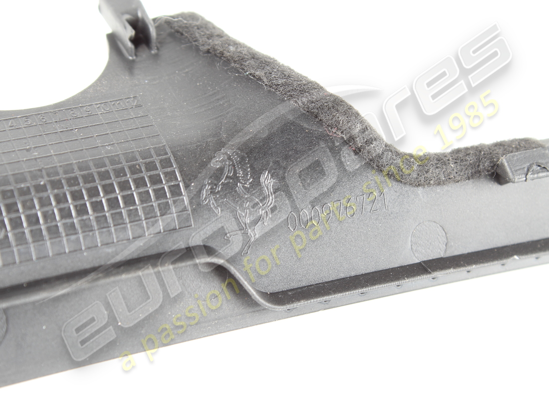 used ferrari tappo di chiusura sup.cover. part number 976721 (3)