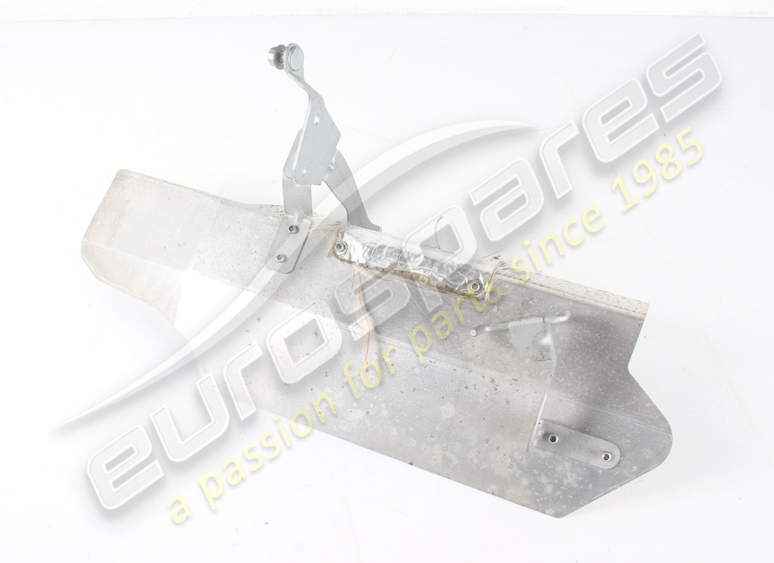 USED Ferrari LH GEARBOX HEAT SHIELD . PART NUMBER 319197 (1) USED Ferrari LH GEARBOX HEAT SHIELD . PART NUMBER 319197 (1)