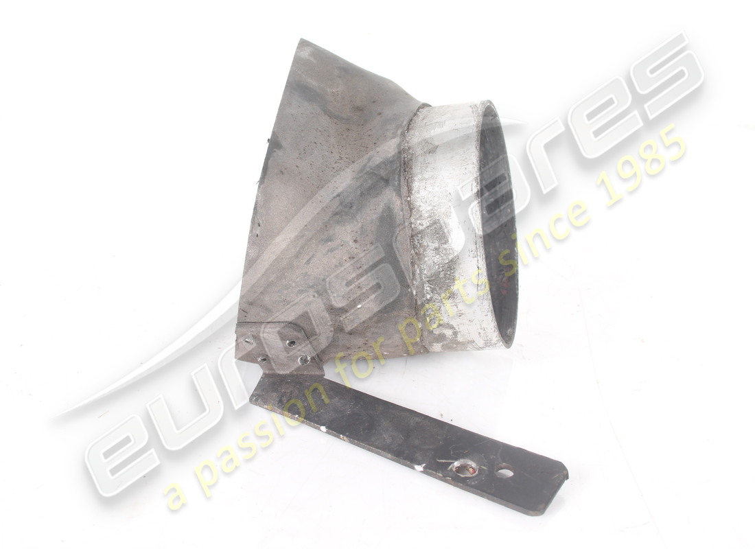 USED FERRARI RH AIR DUCT. PART NUMBER 62500300 (3) used ferrari rh air duct. part number 62500300 (3)