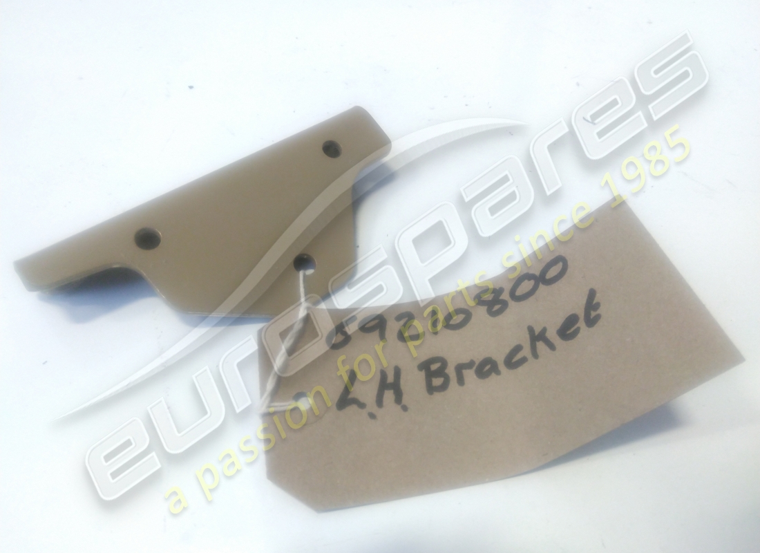new maserati bracket. part number 69210800 (1)