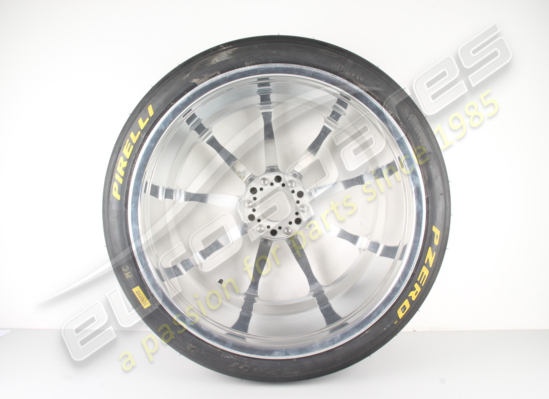 new mclaren senna/p1 gtr wheel set. part number eap1558707 (4)