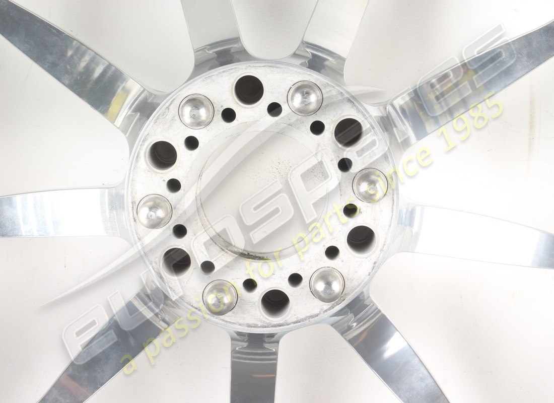 new mclaren senna/p1 gtr wheel set. part number eap1558707 (5)