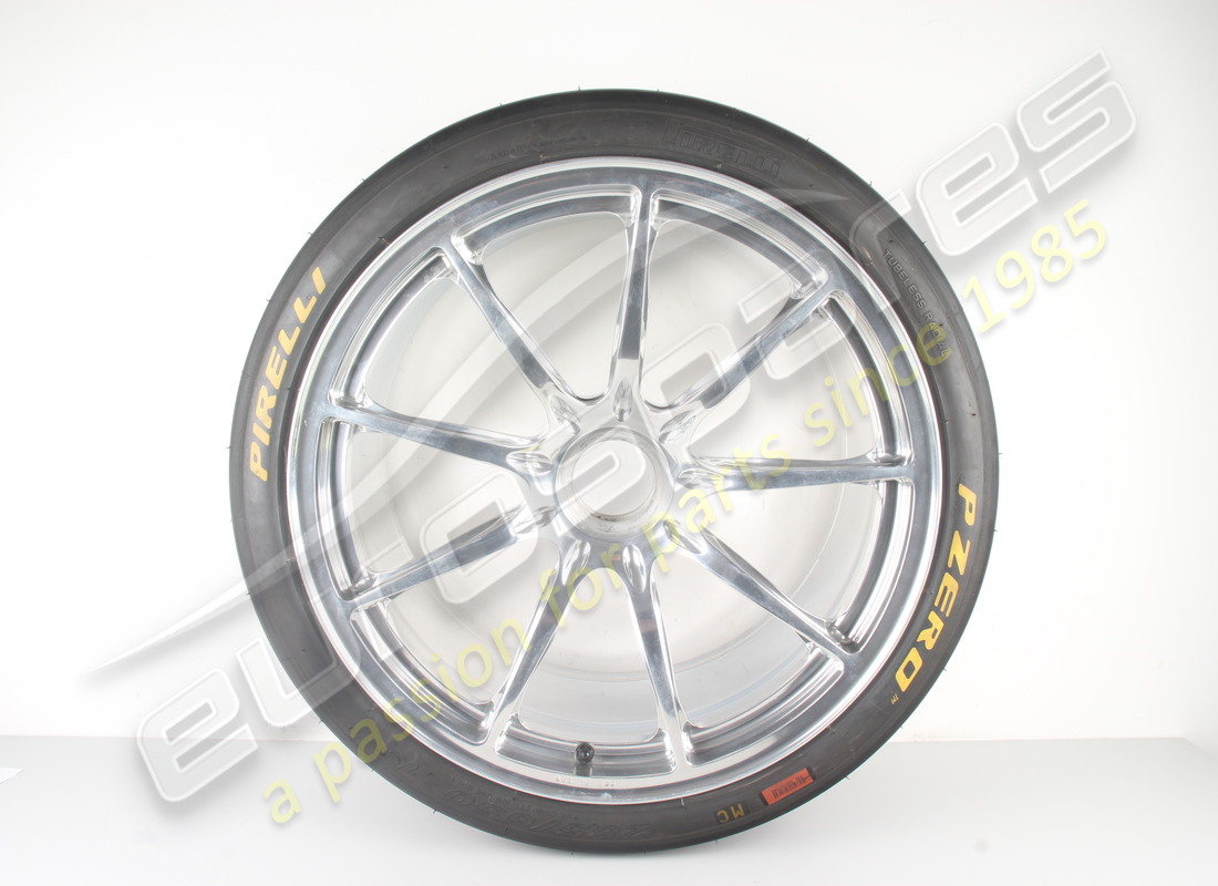 new mclaren senna/p1 gtr wheel set. part number eap1558707 (2)