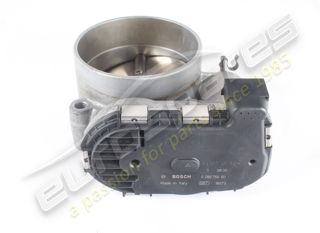 USED FERRARI THROTTLE BODY. PART NUMBER 331005 (4) used ferrari throttle body. part number 331005 (4)