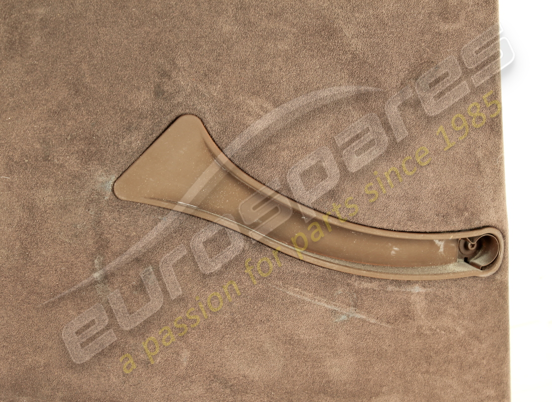 used ferrari lh tailgate trim. part number 84406207 (2)