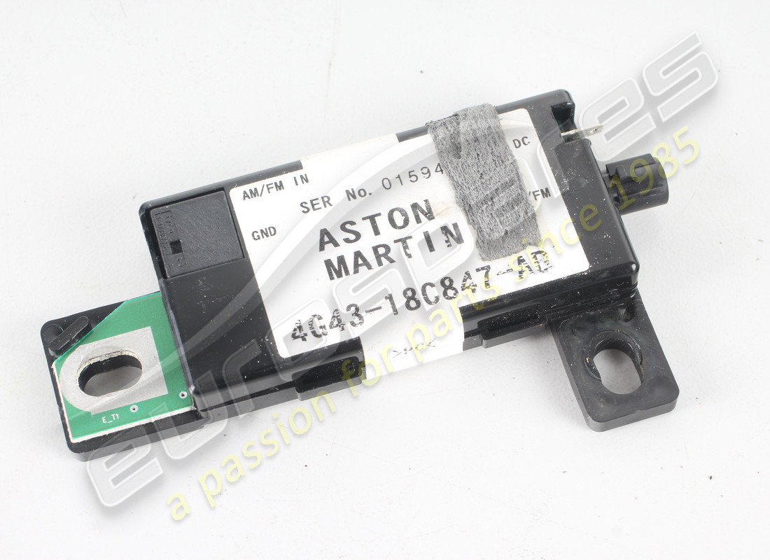 used aston martin antenna, amplifier assembly. part number 4g4318c847ab (2)