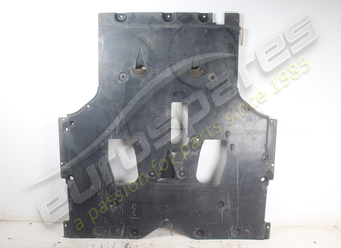 USED Ferrari FRONT FLAT UNDERTRAY SECTION . PART NUMBER 84056800 (1) USED Ferrari FRONT FLAT UNDERTRAY SECTION . PART NUMBER 84056800 (1)