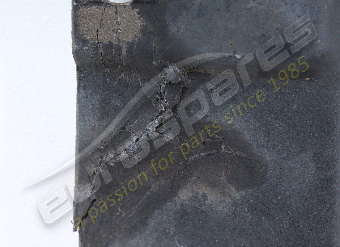 USED FERRARI FRONT FLAT UNDERTRAY SECTION. PART NUMBER 84056800 (7) used ferrari front flat undertray section. part number 84056800 (7)