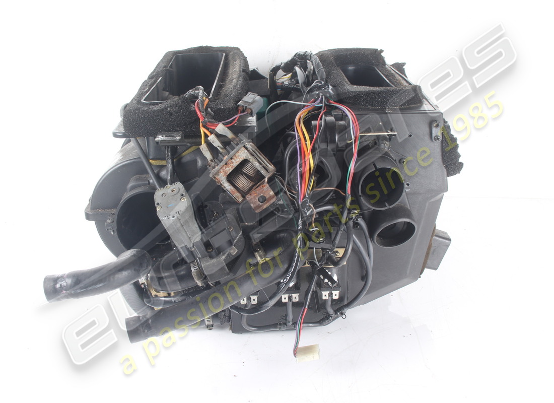 used maserati air cond. assembly. part number 375501005 (3)