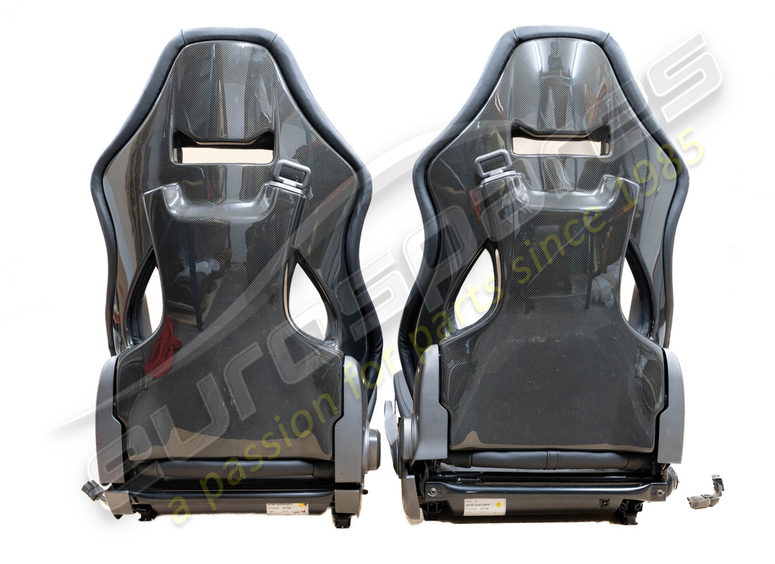 reconditioned ferrari 488 lhd carbon seats. part number eap1404981 (3)