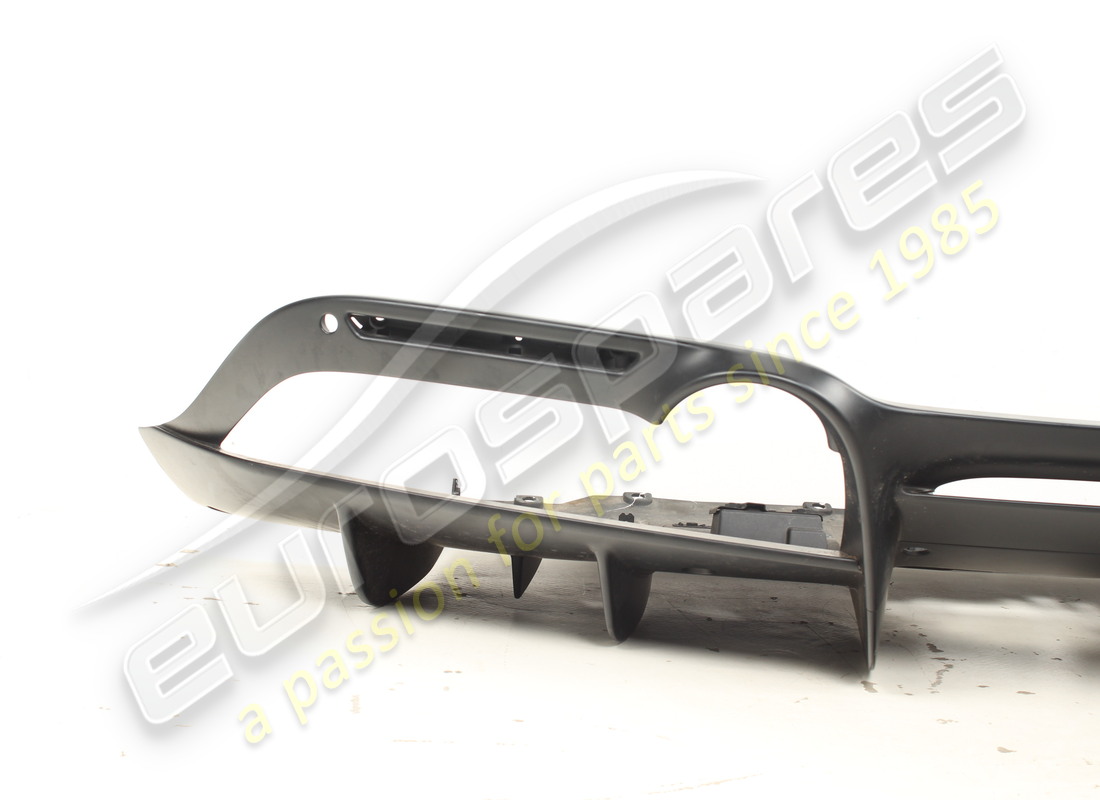 damaged ferrari complete diffuser. part number 863539 (2)