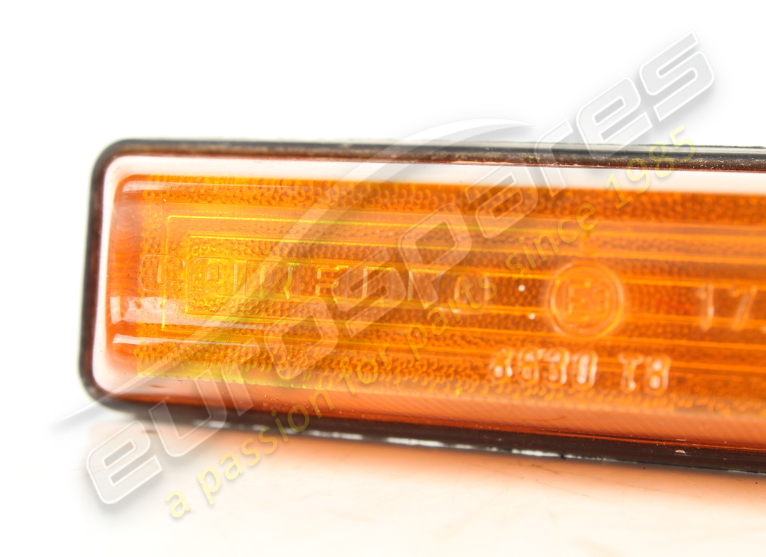 used ferrari lamp wing repeater. part number 60669900 (2)