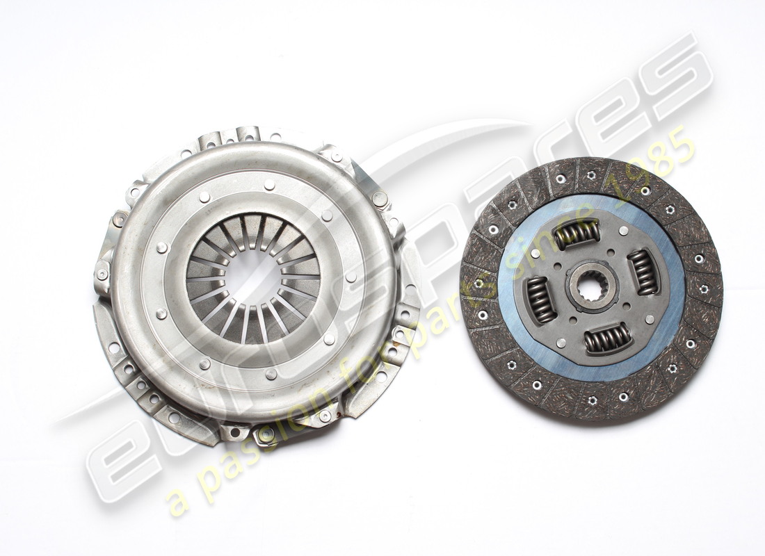 new eurospares complete clutch kit (215 mm). part number ae1072k (1)