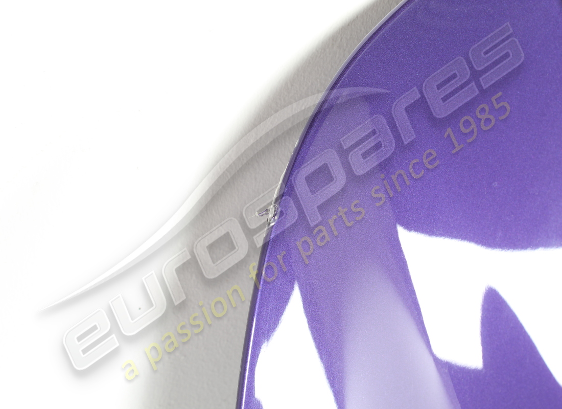 DAMAGED FERRARI COFANO ANTERIORE COMPLETE SEMILAV. PART NUMBER 985952573 (6) damaged ferrari cofano anteriore complete semilav. part number 985952573 (6)