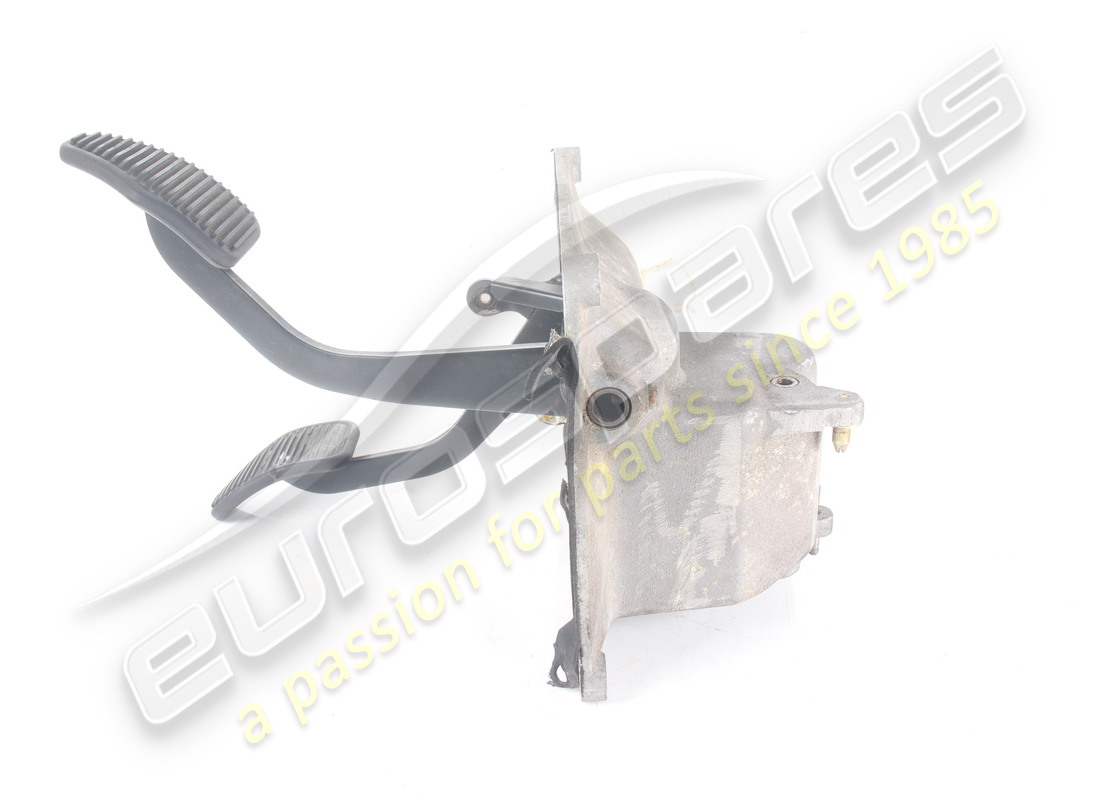 USED EUROSPARES RHD COMPLETE PEDAL ASSEMBLY. PART NUMBER EAP1726343 (5) used eurospares rhd complete pedal assembly. part number eap1726343 (5)
