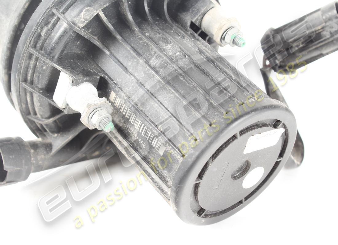 USED FERRARI SECONDARY AIR PUMP. PART NUMBER 247795 (2) used ferrari secondary air pump. part number 247795 (2)