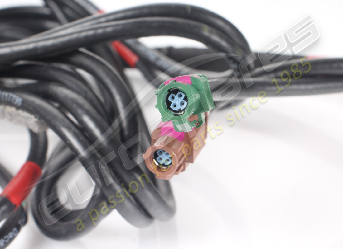 used ferrari briglia usb nit_carplay. part number 915262 (3)