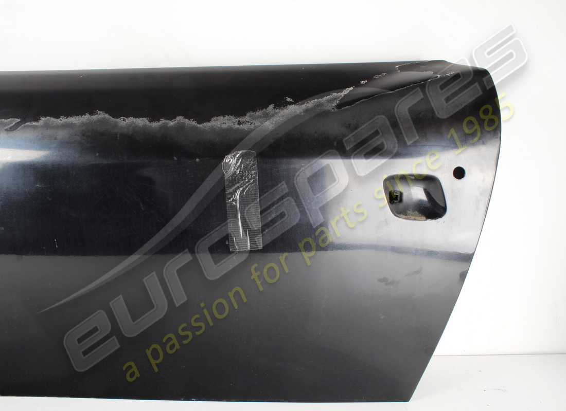 used ferrari lh door. part number 64710200 (3)