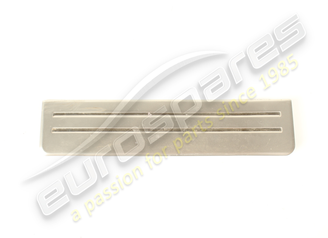 USED Ferrari BATTICALCAGNO ESTERNO POST . PART NUMBER 875668 (1)