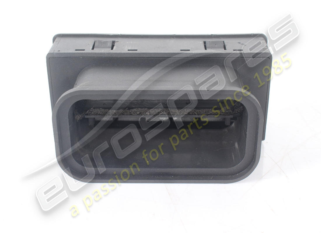 used maserati diffuser. part number 315553020 (4)