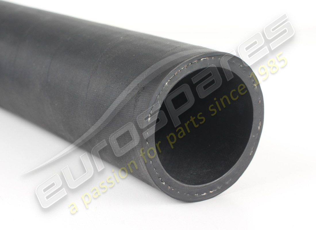 new aston martin hose, radiator bottom to bypass pipe. part number 1r12320016ae (2)