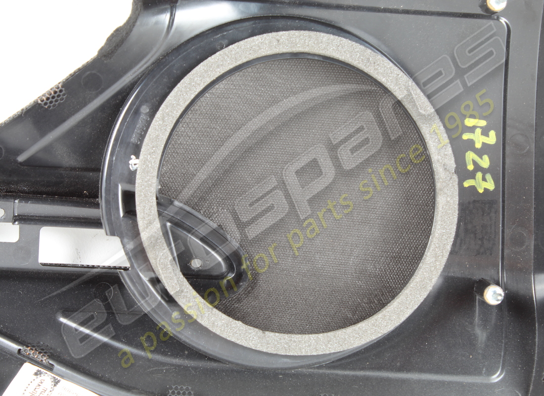 USED FERRARI COMPLETE RH WOOFER GRILLE MOUNT. PART NUMBER 976366 (4) used ferrari complete rh woofer grille mount. part number 976366 (4)