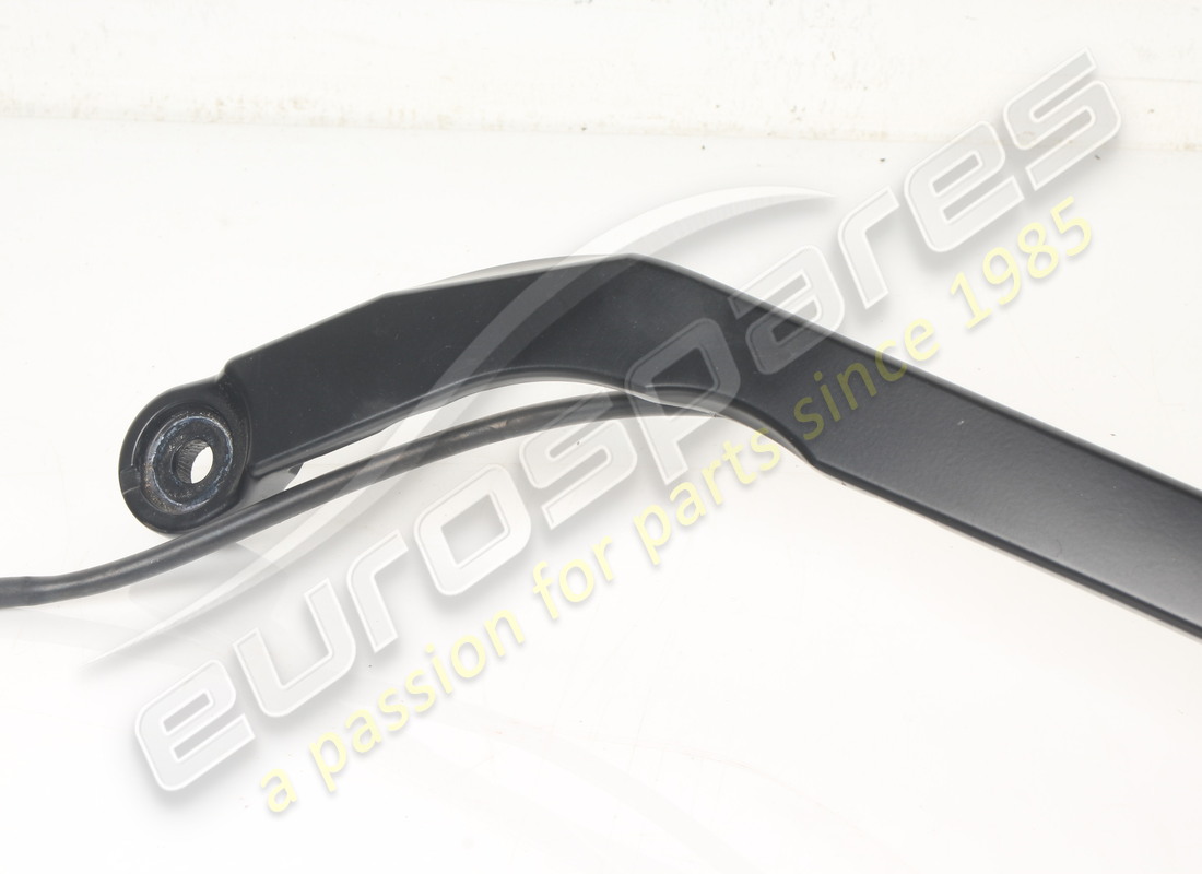 used ferrari braccio tergicrist lato pass. part number 784467 (2)