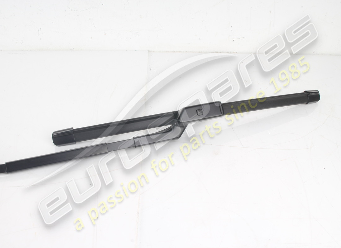 used ferrari braccio tergicrist lato pass. part number 784467 (3)