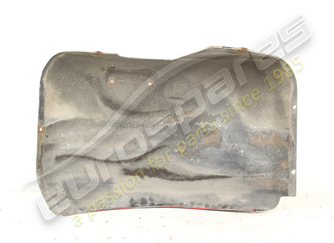 used ferrari rh rear wheel arch panel. part number 62084600 (2)
