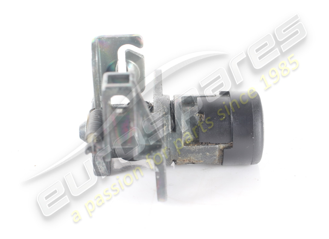 USED MASERATI STEERING LOCK BODY. PART NUMBER 373400001 (12) used maserati steering lock body. part number 373400001 (12)