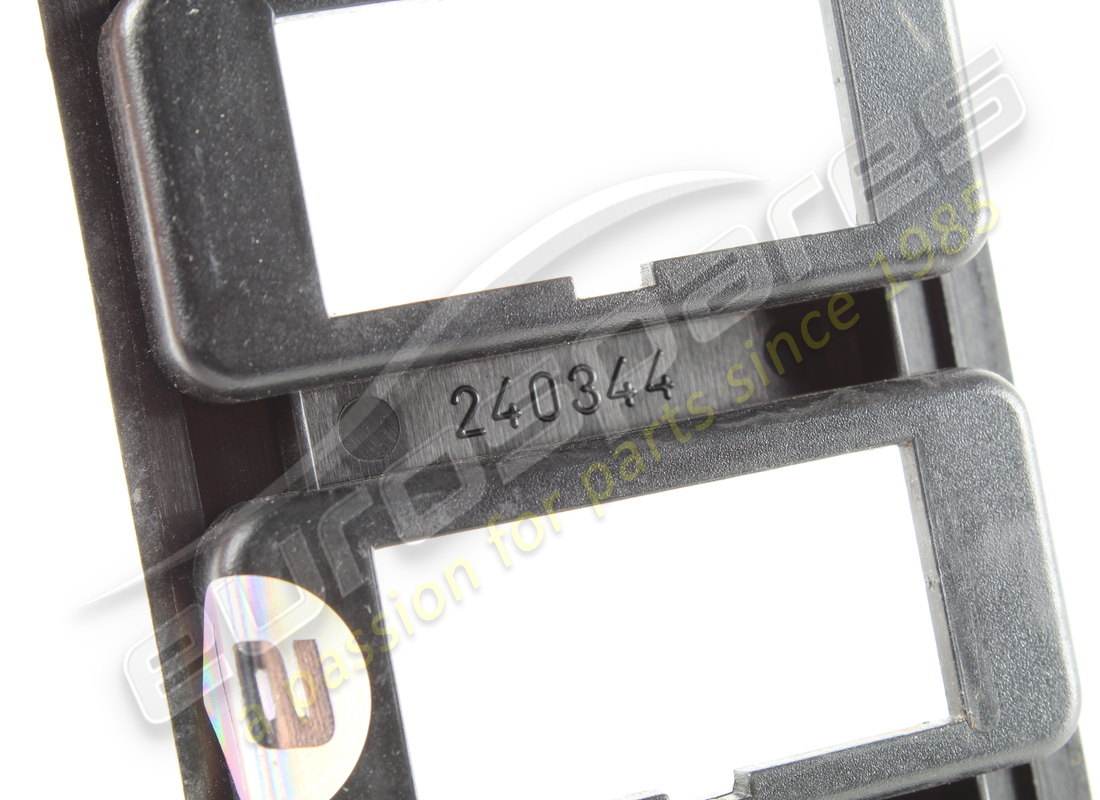 used ferrari plate. part number 61819700 (3)
