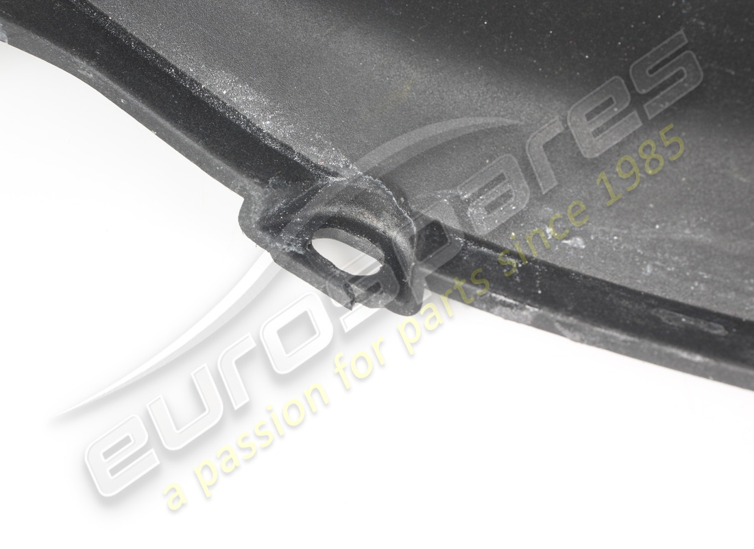 damaged ferrari complete rh underwindscreen tr. part number 741291 (4)