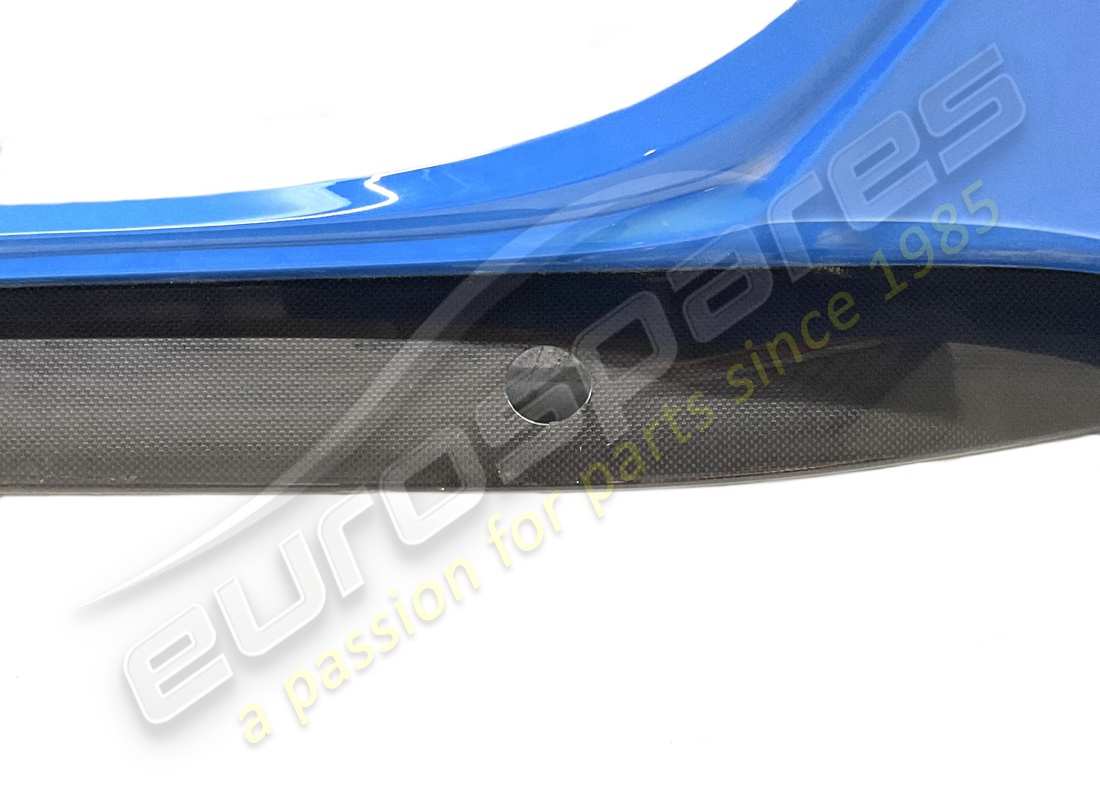used ferrari complete lh underdoor trim. part number 766055 (3)
