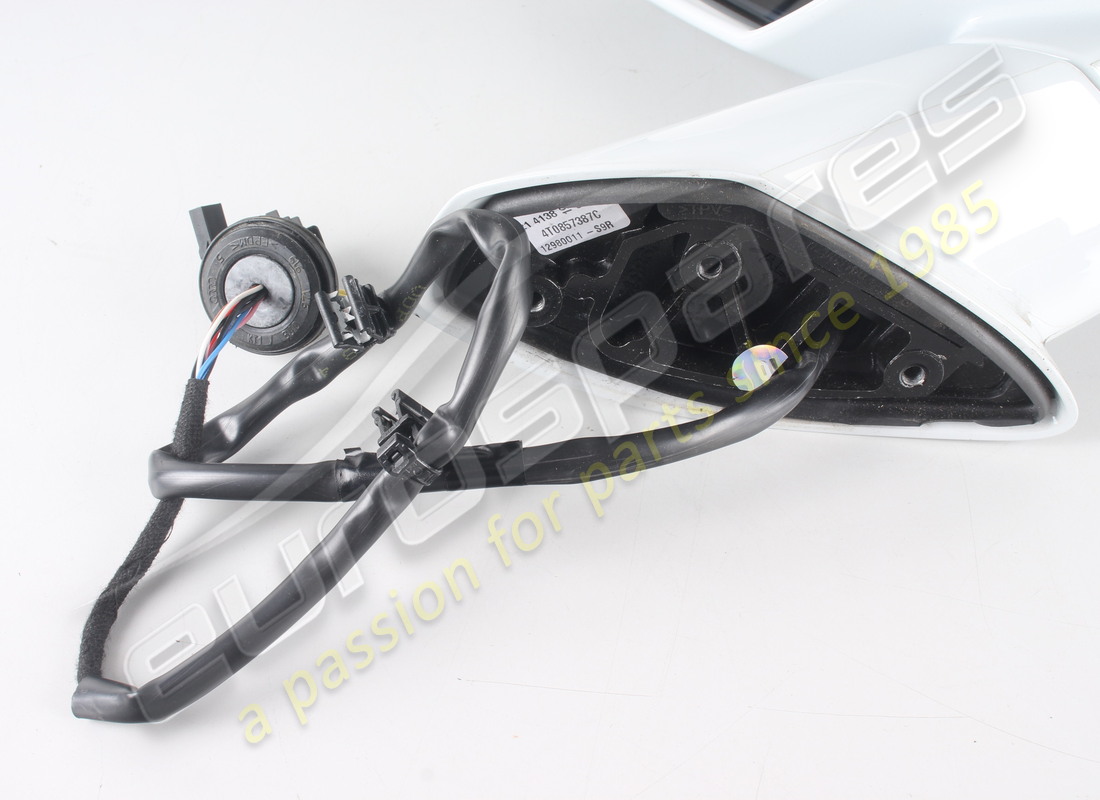 USED LAMBORGHINI LH OUTER REAR VIEW MIRROR. PART NUMBER 4T0857387C001 (4) used lamborghini lh outer rear view mirror. part number 4t0857387c001 (4)